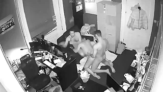 Shunned Troika Night ripening 2 &lpar;Bonus Cam Content&rpar;